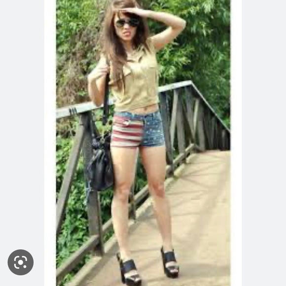 AMERICAN FLAG DENIM SHORTS - Picture 10 of 16